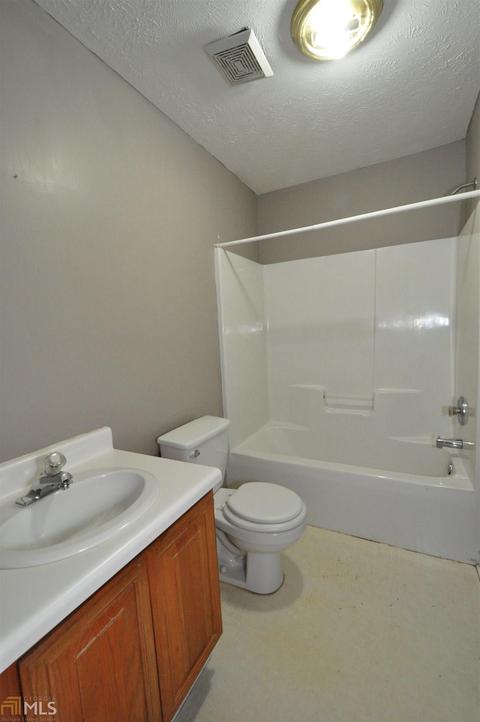 208 Foxdale Ct, Lagrange, GA 30240 photo 25