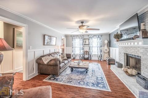 1099 Lakeview Rd, Grayson, GA 30017 photo 11