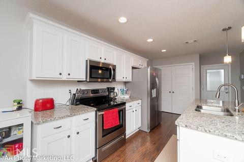 305 Collins Park Dr, Centerville, GA 31028 photo 10