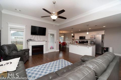305 Collins Park Dr, Centerville, GA 31028 photo 4