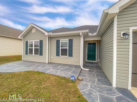 305 Collins Park Dr, Centerville, GA 31028 photo 2
