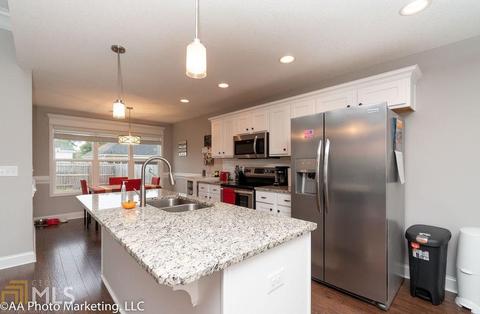 305 Collins Park Dr, Centerville, GA 31028 photo 9