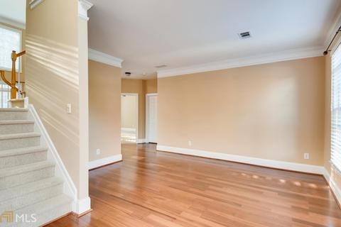 11210 Donnington Dr, Duluth, GA 30097 photo 6