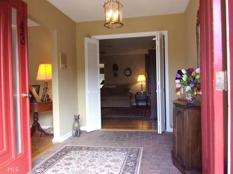 43 Arcadia Dr, Toccoa, GA 30577 photo 2