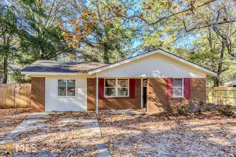 304 E 4th St, Springfield, GA 31329 photo 4