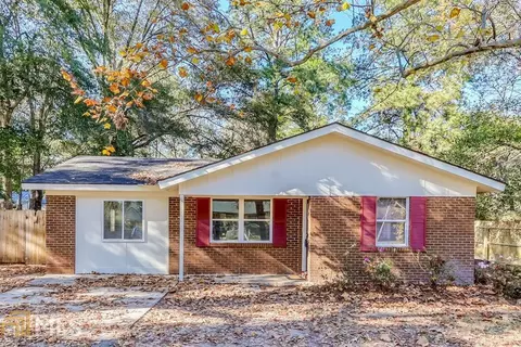 304 E 4th St, Springfield, GA 31329 photo 1