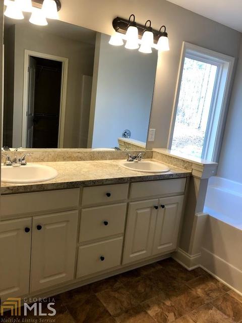 202 Paden Dr, Winder, GA 30680 photo 9
