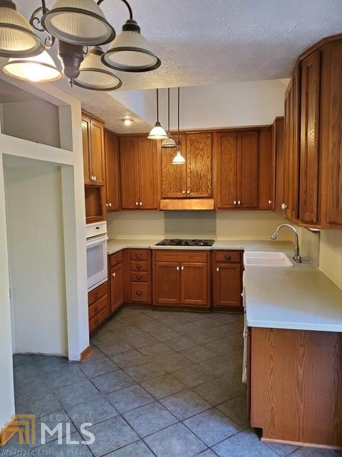 60 Clay Ct, Covington, GA 30016 photo 12