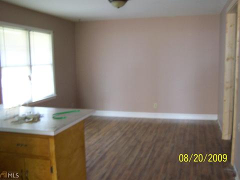 960 Nelson St, Jackson, GA 30233 photo 5