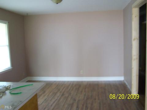 960 Nelson St, Jackson, GA 30233 photo 3
