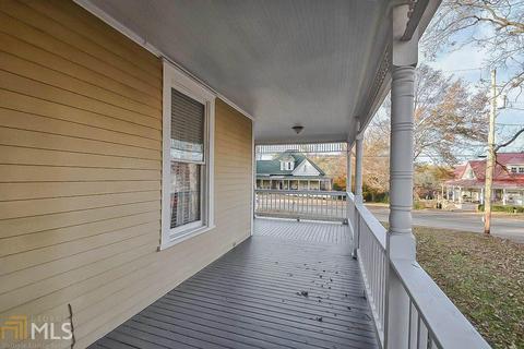 86 Bowden St, Commerce, GA 30529 photo 9