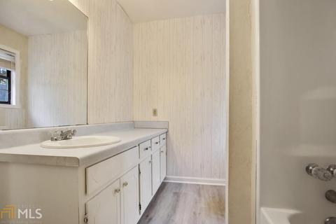 3484 Highland Pine Dr, Duluth, GA 30096 photo 17