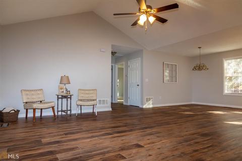 137 Thomas Rd, Milner, GA 30257 photo 9