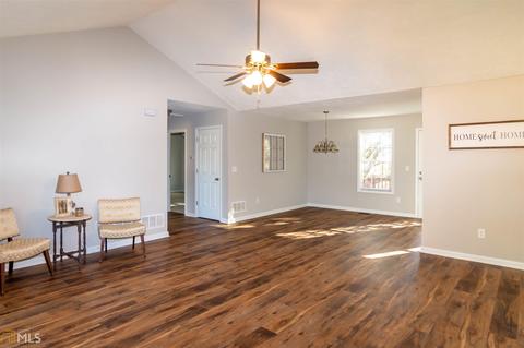 137 Thomas Rd, Milner, GA 30257 photo 4