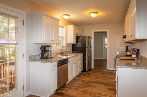 137 Thomas Rd, Milner, GA 30257 photo 14