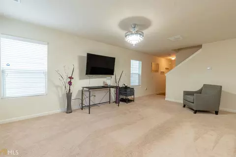 285 Crestfield Cir, Covington, GA 30016 photo 8