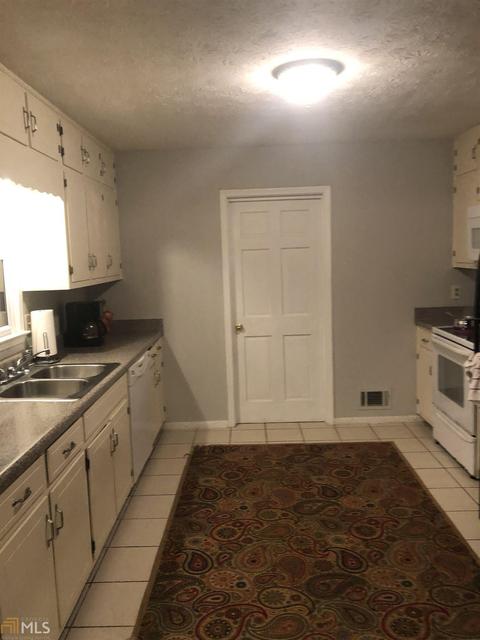 107 Oakridge, Monroe, GA 30655 photo 8