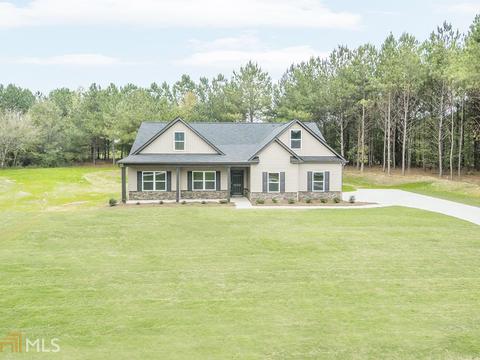 228 Dixon Cir, Williamson, GA 30292 photo 2