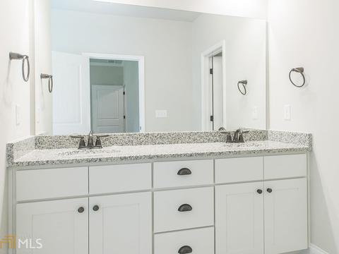 228 Dixon Cir, Williamson, GA 30292 photo 11