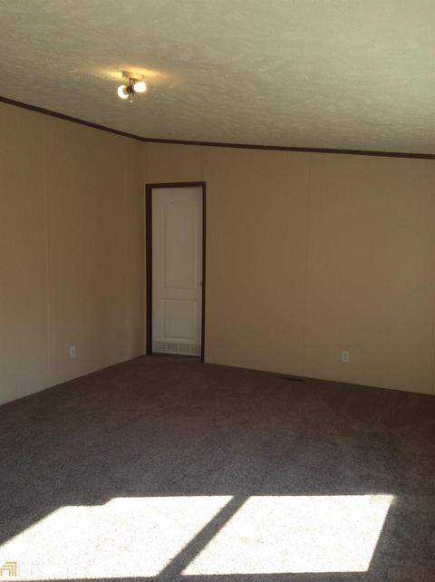 180 Mize Rd, Commerce, GA 30530 photo 4