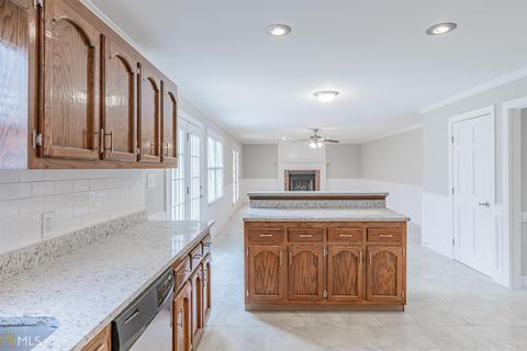 235 Eagle Dr, Macon, GA 31211 photo 9
