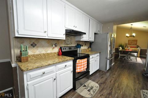 145 Greenbriar Trl, Lagrange, GA 30240 photo 5
