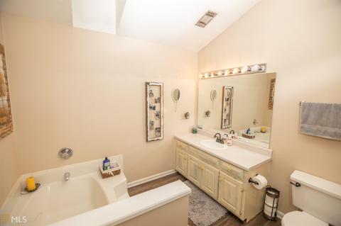145 Greenbriar Trl, Lagrange, GA 30240 photo 11
