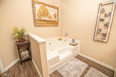 145 Greenbriar Trl, Lagrange, GA 30240 photo 12