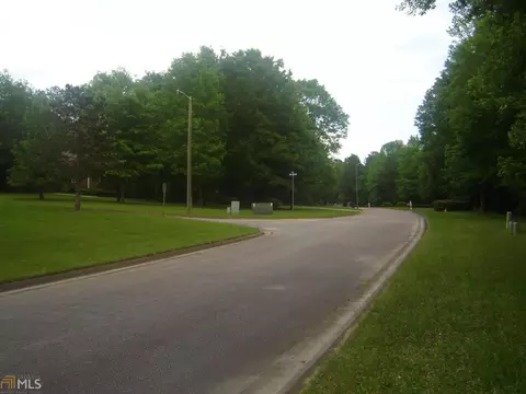2001 Moores Mill Dr, Lanett, AL 36863 photo 1