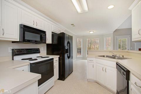 201 Stillwater Ct, Hampton, GA 30228 photo 2