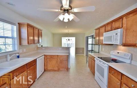 252 Memory Ln, Winder, GA 30680 photo 9