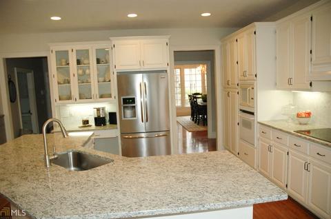 102 Windridge, Lagrange, GA 30240 photo 8