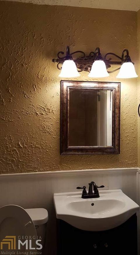 111 Hazel Dr, Warner Robins, GA 31088 photo 16