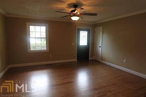 111 Hazel Dr, Warner Robins, GA 31088 photo 3