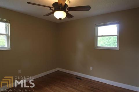 111 Hazel Dr, Warner Robins, GA 31088 photo 4