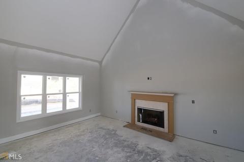427 Lago Ct, Lagrange, GA 30241 photo 3