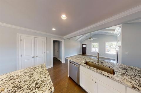 540 Lago Ct, Lagrange, GA 30241 photo 5