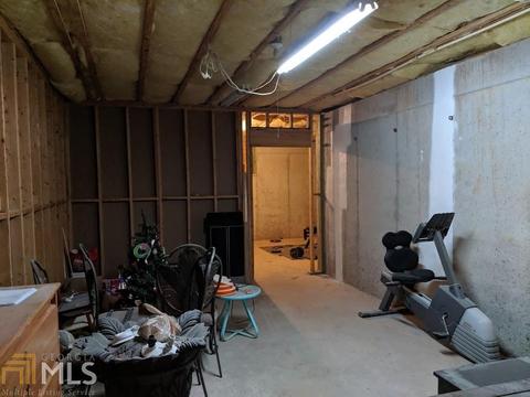 1921 Hearthstone Ct, Winder, GA 30680 photo 31