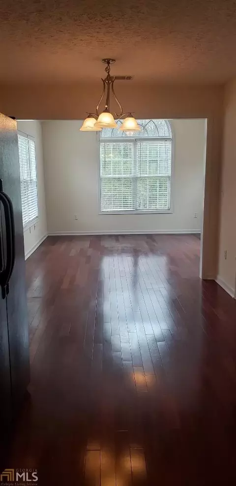 403 Creekside Dr, Lagrange, GA 30240 photo 3