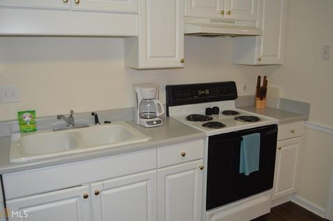 305 Forest Brook Dr, Covington, GA 30016 photo 8