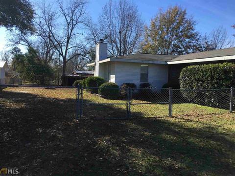 210 E Peter St, Cochran, GA 31014 photo 4