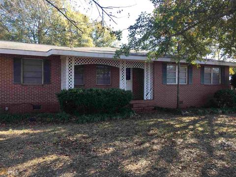 210 E Peter St, Cochran, GA 31014 photo 1