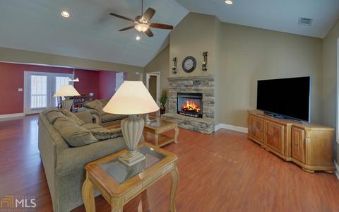 1410 New Hope Rd, Toccoa, GA 30577 photo 5