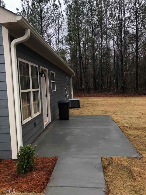 405 Hampton Green Dr, Lagrange, GA 30240 photo 9