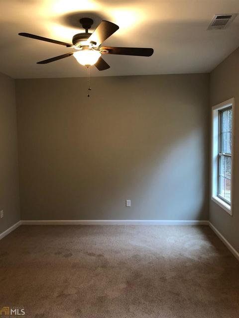 405 Hampton Green Dr, Lagrange, GA 30240 photo 7