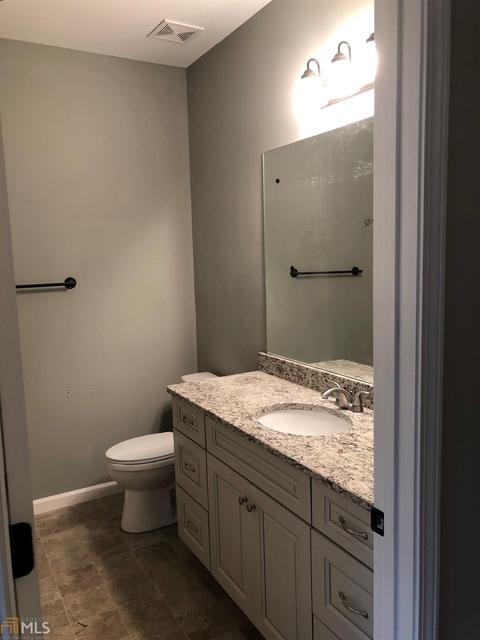 405 Hampton Green Dr, Lagrange, GA 30240 photo 8