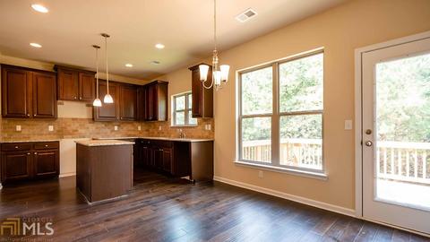 561 Toronto Cir, Hampton, GA 30228 photo 18