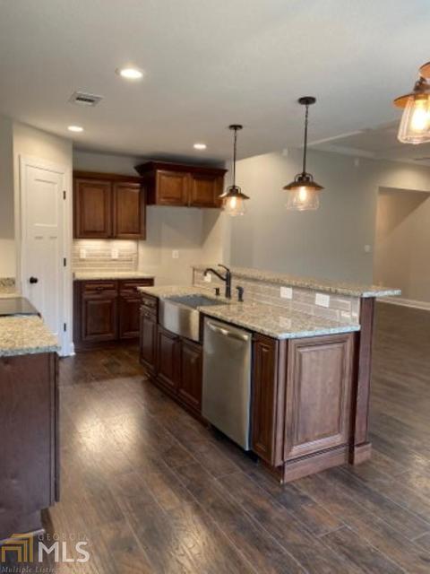 302 Kendall Ct, Perry, GA 31069 photo 4