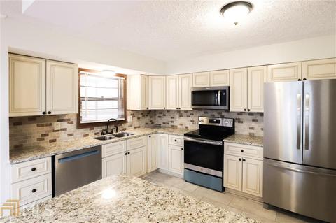 106 Thomas Dr, Lagrange, GA 30240 photo 5