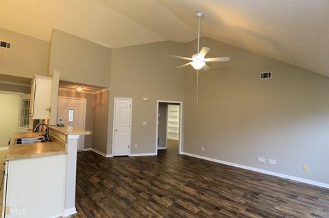 104 St Johns Way, Warner Robins, GA 31093 photo 4